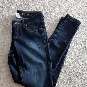 BN Blue Asphalt jeans - v flattering!